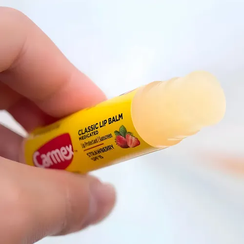 Carmex Protector Labial Sabor Frutilla 4,25g