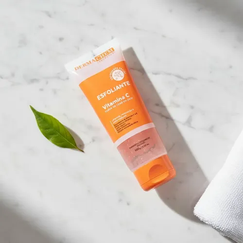 Dermachem Esfoliante Facial Vitamina C Y Acido Hialuronico