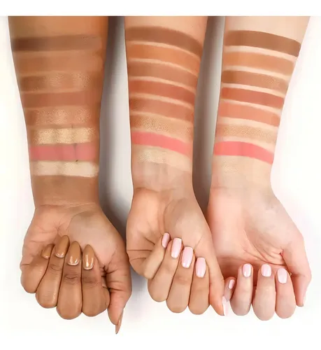 Paleta de Maquillaje Wander Beauty 6 Sombras Satinadas con Rubor e Iluminador