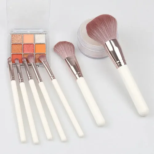 A Set De Brochas De Maquillaje Con14 Herramientas De A