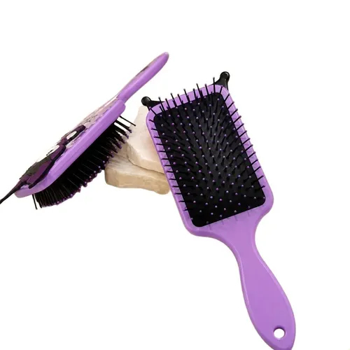 Peineta Para Cabello Sanrio Kuromi Con Masajeador De Cuero C