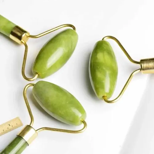 Masajeador Facial Corporal Rodillo Piedra Roller Jade Verde