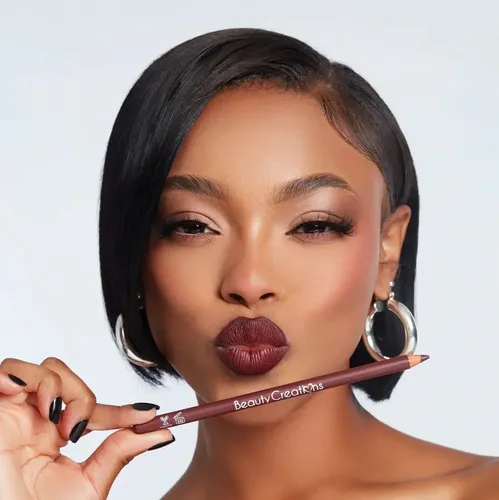 Delineador De Labios Beauty Creations De Madera Color Butta U Up