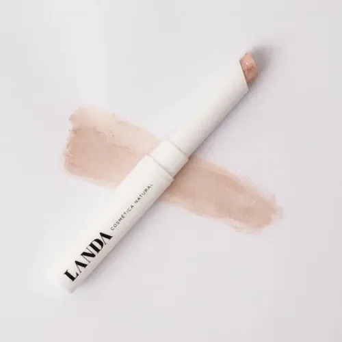 Lápiz Labial Landa con Acabado Perlado en Tono 06