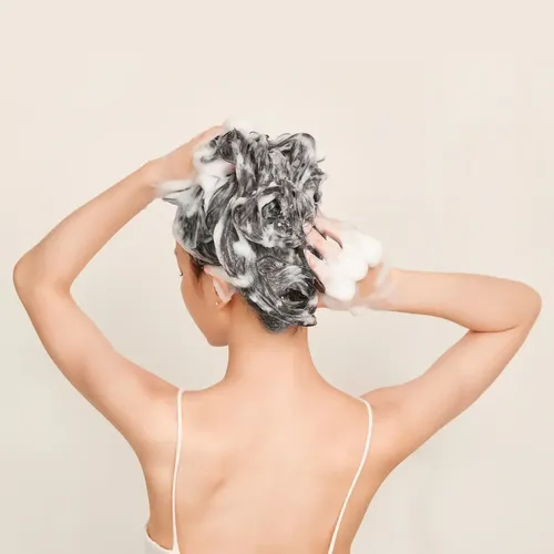 Shampoo Alfaparf Semi di Lino Energizante Anticaída para Cabello Debilitado de 250 mL