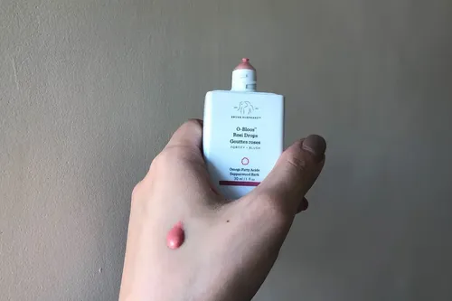 Rubor Liquido O-bloos Rosi Glow Drops Drunk Elephant – Tipo de piel Todo tipo de piel