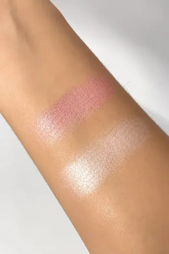 Debby Rose Dream Light Corazón Iluminadores 10g Tono del maquillaje Rosa