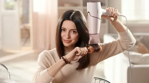 Secador De Pelo Philips 5000 Series Bhd530 Melocotón Perla