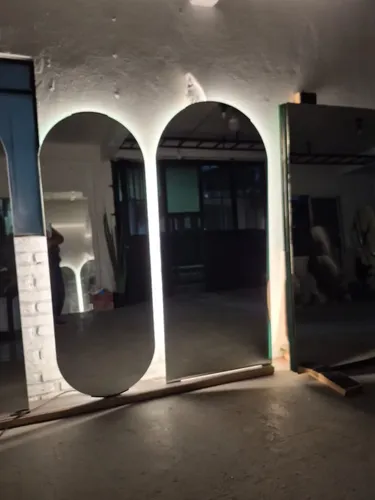Espejo Píldora Bordes Pulidos Luz Led 170×60