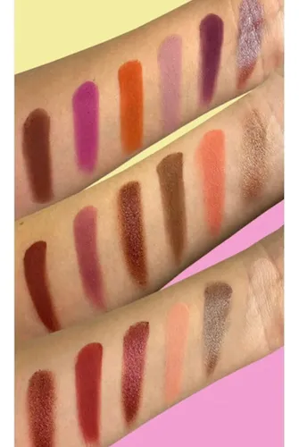 Paleta De 24 Sombras De Ojos Legally Nude