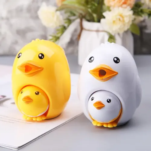 Sacapuntas Mecánico De Mano, Bonito Diseño Kawaii Chick  Amarillo