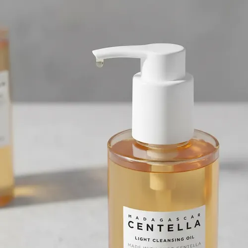 Skin1004 Madagascar Centella Light Cleansing Oil 30ml