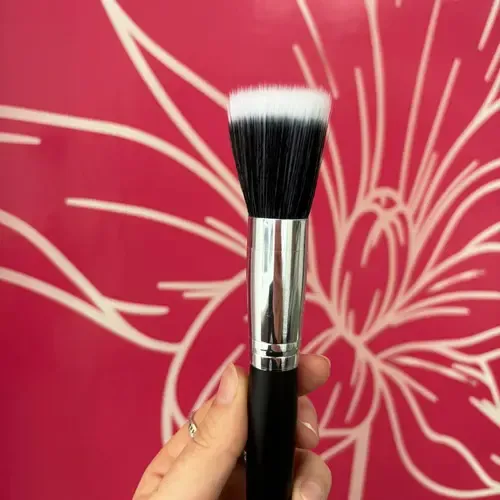 Brocha Kabuki Plana Sintética Para Base Maquillaje Glamory