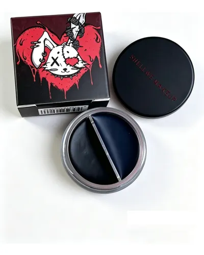 Mezclilla Shellwe Makeup X Freya86 Punk Bunny Collection Lip