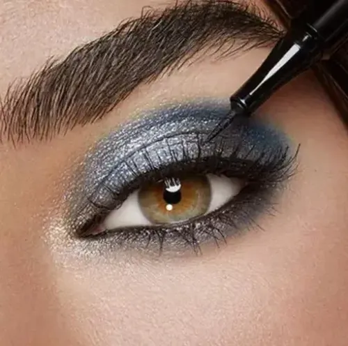Delineador de Ojos Líquido Kiko Milano Micro Punta Negro Larga Duración