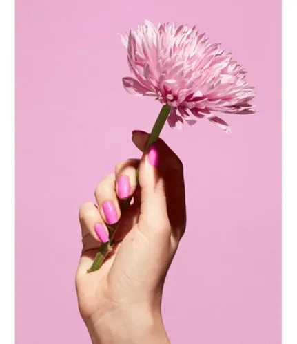 OPI Nature Strong Emflowered tradicional vegano 15mL