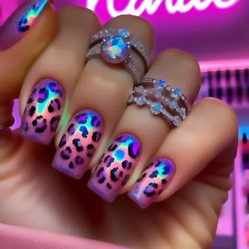 Diseño De Uñas Con Estampado De Leopardo Picante – Aura