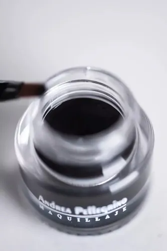 Delineador En Gel Negro Hd Mate Waterproof Andrea Pellegrino