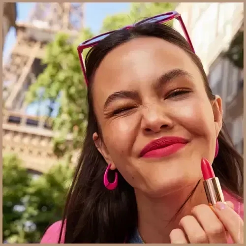 Essence Emily In Paris Matte Lipstick Labial En Barra Matte
