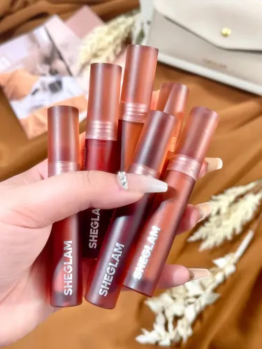 Lápiz Labial Sheglam Soft Haze Lip Blur, Impermeable, Mate P Color Just Smooches