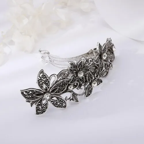 Pinza De Pelo Plateada Moderna Con Forma De Flor