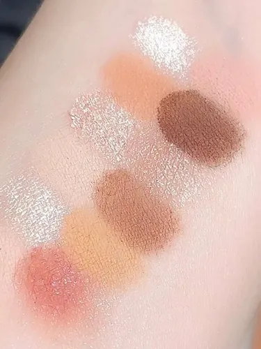 Paleta Flowers Sombras, Rubor E Iluminador – Miss Lara