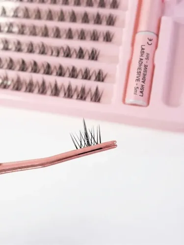 Kit 300 Pestañas Postizas Pelo A Pelo Con Pegamento Y Pinza