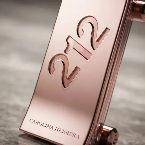 Perfume De Mujer Carolina Herrera 212 Heroes EDP 80 mL
