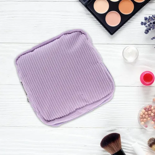 Bolsa Violeta Para Toallas Y Maquillaje Pequeña