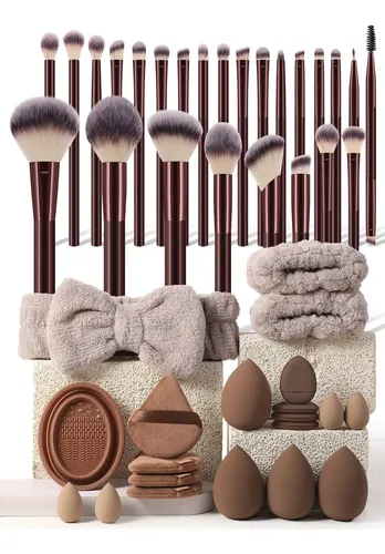 Set De Brochas Y Esponjas De Maquillaje Profesional Wine Red