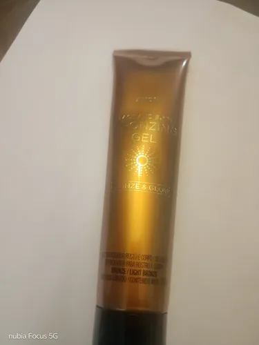 Avon Gel Autobronceante Bronze & Glow 100g – Rostro Y Cuerpo