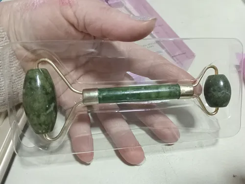 Rodillo Para Masaje Facial De Piedra Jade