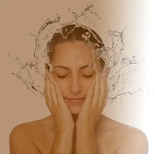 Agua Micelar Desmaquilla,hidrata Y Nutre. Tu Cutis Suave.