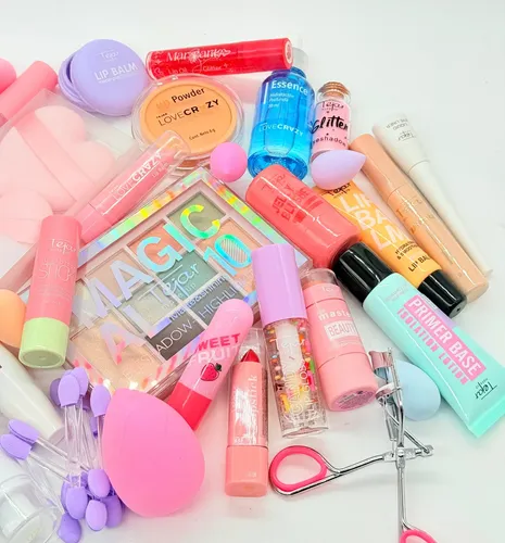 Combo 50 Productos Surtidos De Maquillaje Tejar