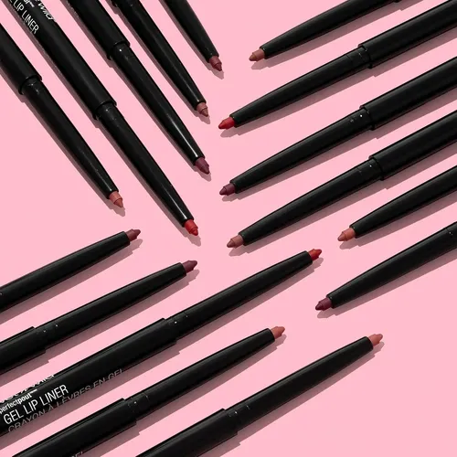Set De Delineador Y Labial Hidratante Wet N Wild