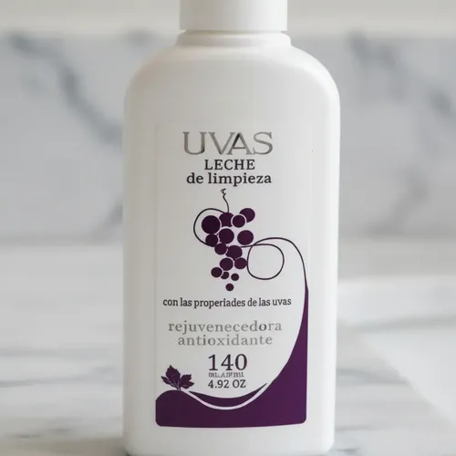 Leche De Limpieza-uvas Cosméticos X 2