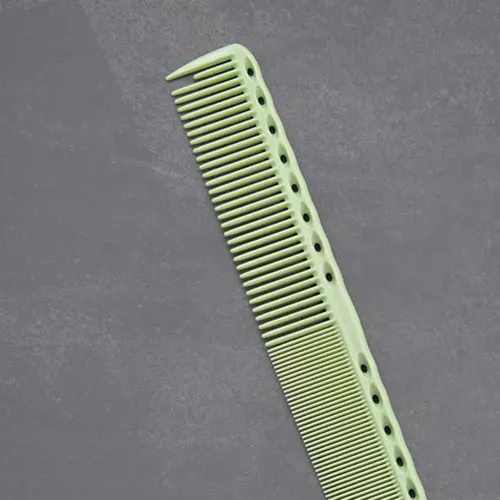 Peine De Fibra De Carbono Verde 19×3 Cm