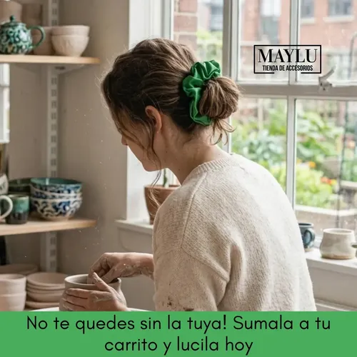 Scrunchies, Colitas De Pelo De Raso Antifrizz. Verde Benetton