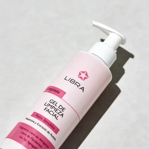 Gel Limpiador Facial Libra 200ml Piel Sensible Sin Alcohol Sensible Día/noche