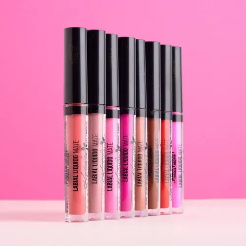 Labial Mate Larga Duración Color Latte Con Aplicador Katalia
