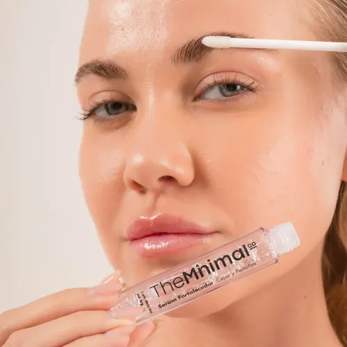 Serum Fortalecedor Para Cejas Y Pestañas – The Minimal Co