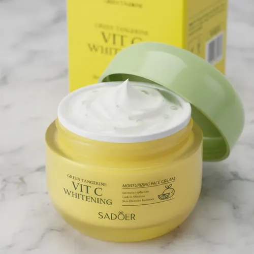 Sadoer Crema Facial Blanqueadora Con Vitamina C