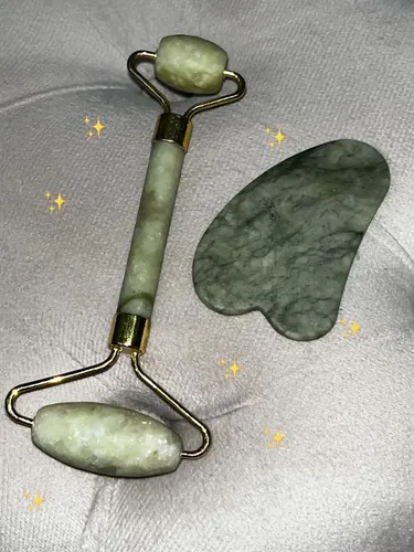 Jade Roller Y Piedra Gua Sha Masajeador Facial Set Original