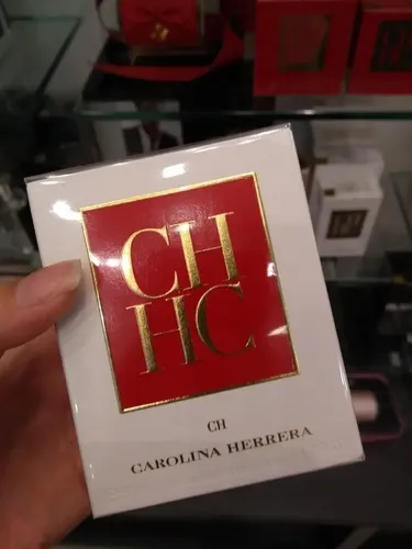 Perfume Carolina Herrera CH Eau de Toilette feminino Tradicional EDT 50ml para mujer