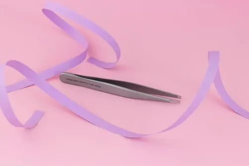 Pinza Para Cejas Finas Y Estrechas Precisa Staleks Pro 10/2