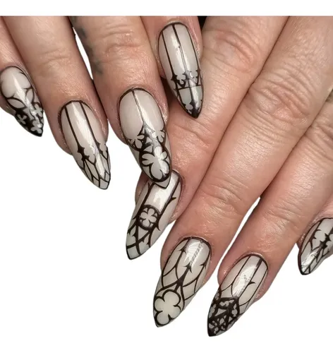Impresionantes Uñas Postizas Fluorescentes De Halloween
