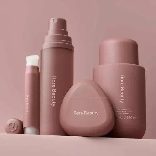 Rare Beauty. Hydrating Body Lotion. Crema Corporal.