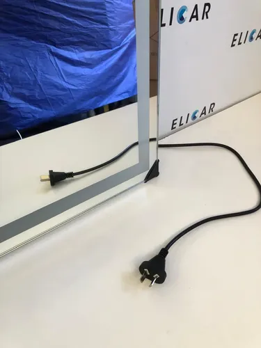 Espejo Led Octogonal Elicar 50x70cm Touch Blanco Frio Baño