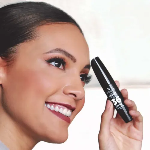 Vogue Máscara Resist 36 Horas De Duración Waterproof Negro