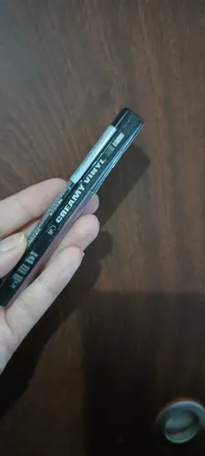 Labial Líquido Avon Power Stay Creamy Vinyl Color Uva Rosada